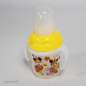 Good quality BPA free plastic <em>baby</em> feeding bottle with handles