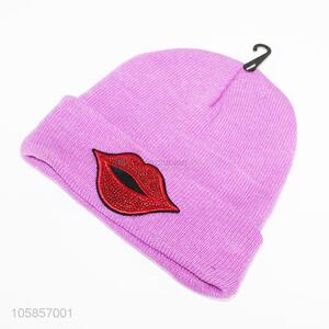 Wholesale fashion lip applique women winter knitting hat