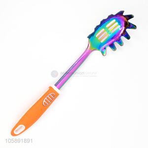 Wholesale unique design fashion handy stainless steel spaghetti scoop with plastic handle