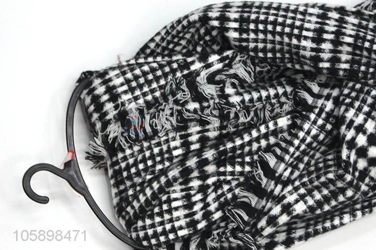 Factory customized black and white lattice winter warm women scarf