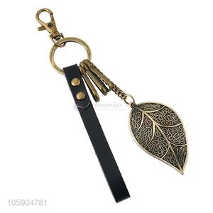 Factory price leather key chain with retro leaf charms
