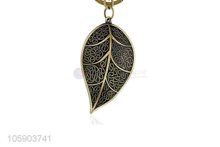 Factory wholesale key chain with retro leaf charms