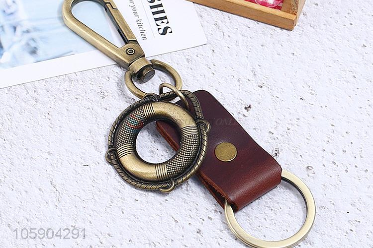 Superior factory retro alloy circle pendant leather key chain