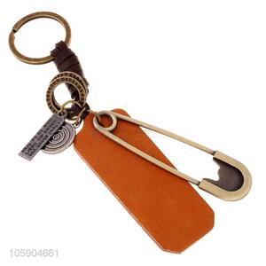 Factory promotional personalized alloy pendant retro safety pin leather key chain