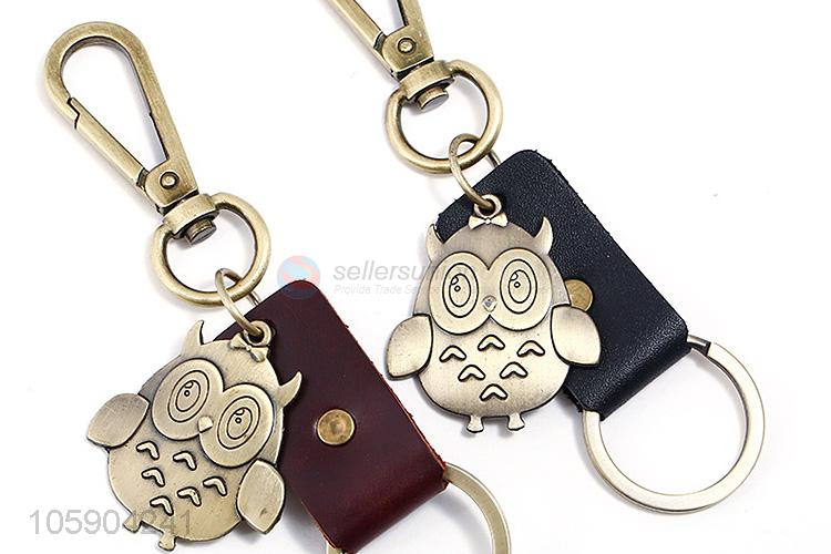 Factory wholesale personalized alloy pendant retro owl leather key chain