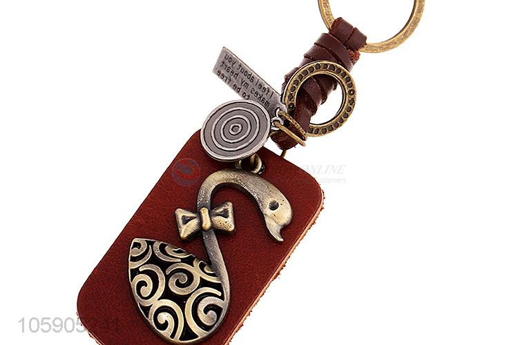 Factory wholesale personalized alloy pendant retro swan leather key chain