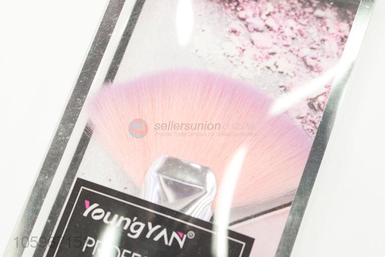 Cheap and good quality nylon hair large fan makeup brush make up tool