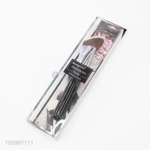 The fashion design foundation tool beauty <em>makeup</em> <em>brushes</em>