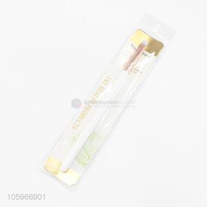 Cheap wholesale <em>makeup</em> tool plastic lip <em>brushes</em>