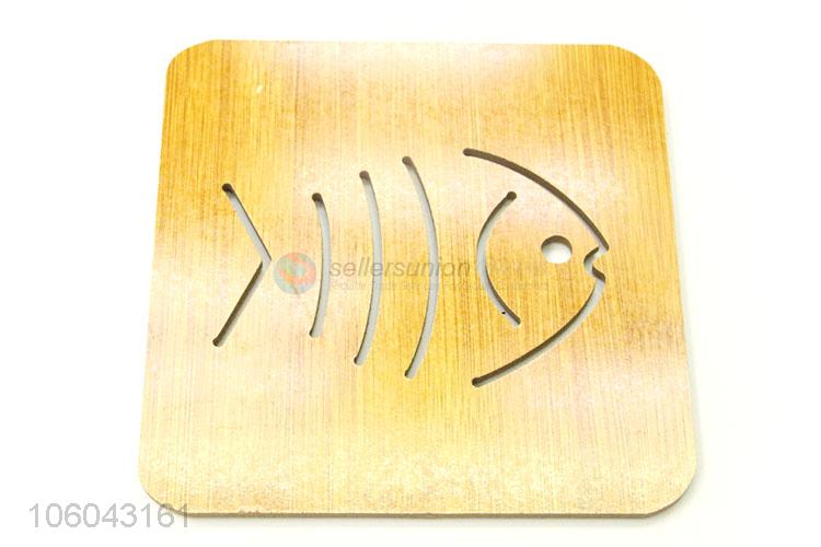 Wholesale natural bamboo kitchen utensils fish hollow-out placemat