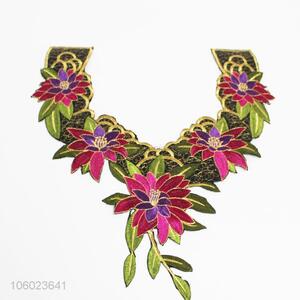 Good quality neck design embroidery flower collar