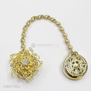 Latest style decorative alloy megnetic curtain tiebacks clip