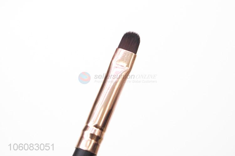 New product single makeup brush soft nylon hair black wood handle