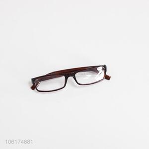 Excellent Quality Plastic Glasses