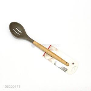 Hot Selling Silicone Slotted <em>Spoon</em> With Oak <em>Wood</em> Handle