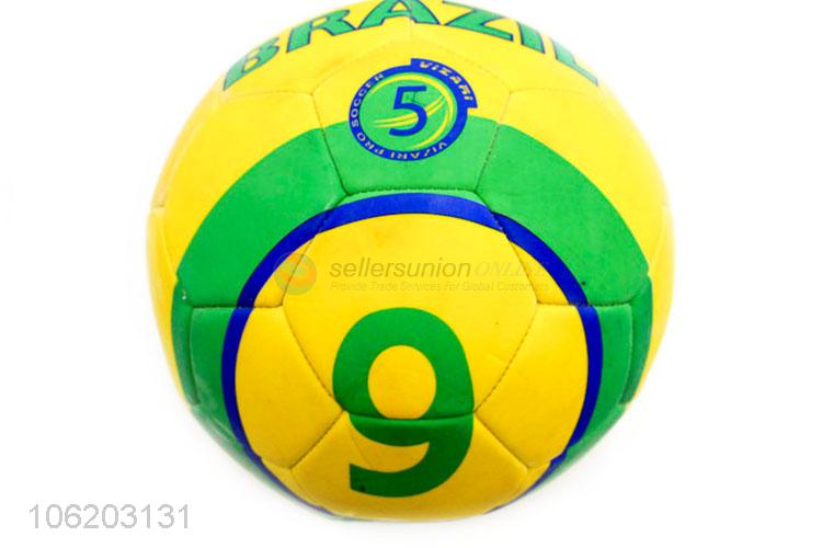 Latest Colorful PVC Bladder Soccer Ball Fashion Football