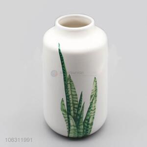 Reasonable price green plant leaf pattern ceramic vase