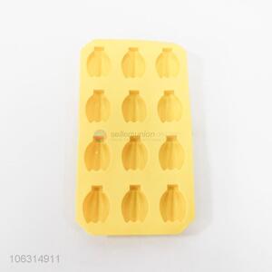 Personalized custom banana shape ice cube tray