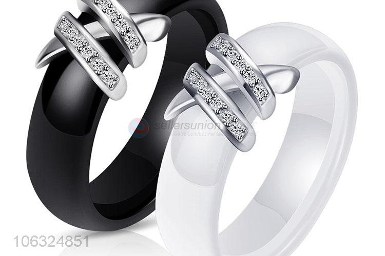Hot Selling Black And White Ceramic Diamond-Encrusted Rings