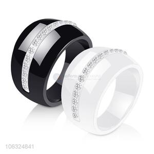 High Quality Clear Crystal Couple Design Ceramic Rings