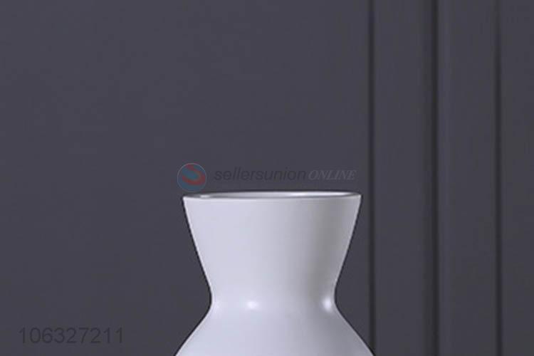 Hot Style White Matte Glazed Home Decor Goods Ceramic Flower Vases