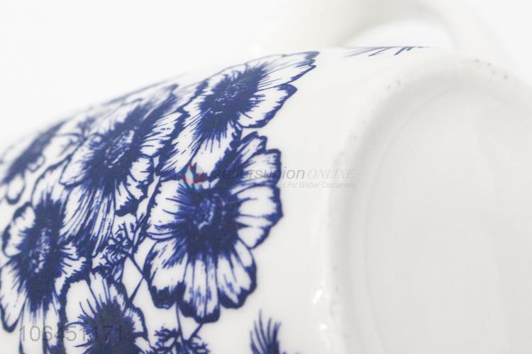 OEM factory blue flower pattern ceramic cup with handle