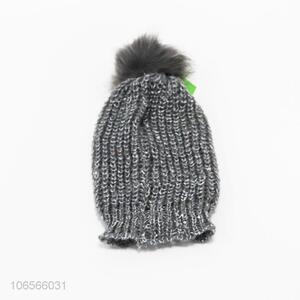 Low price popular women winter acrylic knitting hat with hair bulb