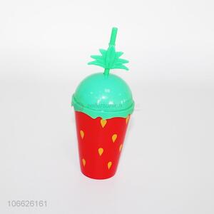 Wholesale cute strawberry design plastic straw cup