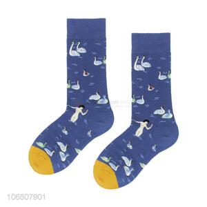 Credible quality winter warm knitted jacquard swan pattern cotton socks