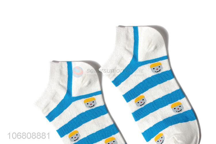 China OEM fashion comfortable cotton boat socks ankle socks