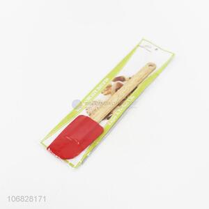 Good Quality Silicone Scraper With Wooden Handle