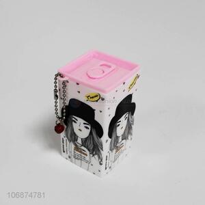 Suitable price 30pcs mini wet tissues in square cartoon canister