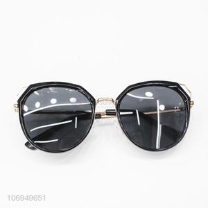 Professional supply fashion custom logo uv400 sunglasses for adults