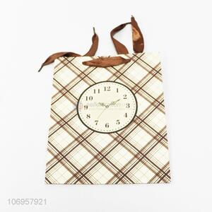 Factory price checks printed paper gift bag trendy gift bags