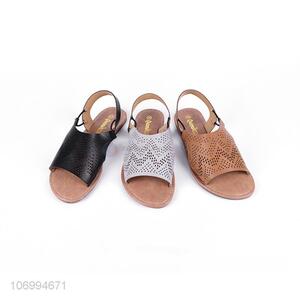 China manufacturer women laser cutting sandal pu leather sandal