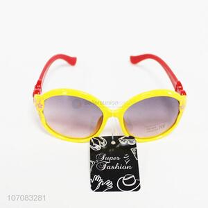 Wholesale cute design colorful plastic sunglasses for girls