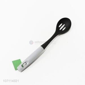 Lowest Price Non-stick Heat Resistant Nylon Leakage Ladle