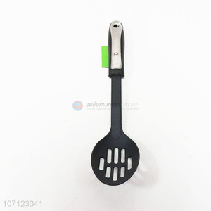 Premium quality kitchen tools plastic soup spoon leakage spoon