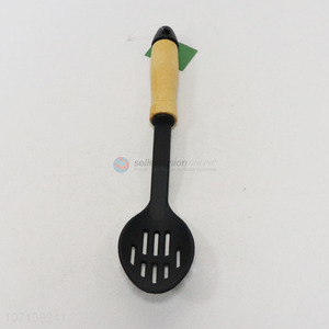 Best Sale Wooden Handle Nylon <em>Leakage</em> <em>Ladle</em> Fashion Slotted Spoon