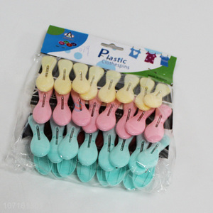 Factory wholesale plastic clothes hanging pegs clothespins
