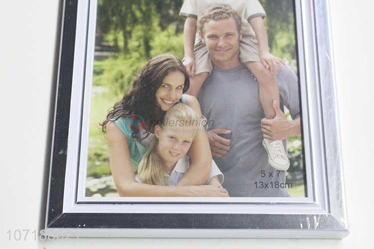 Hot Selling Plastic Photo Frame Fashion Picture Frame
