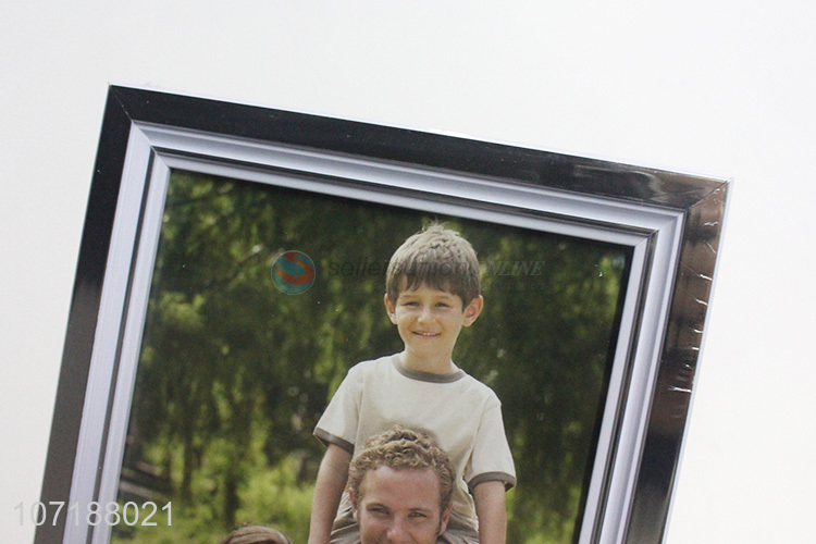 Hot Selling Plastic Photo Frame Fashion Picture Frame