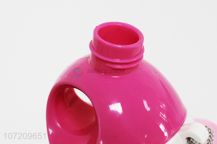 塑料水壶