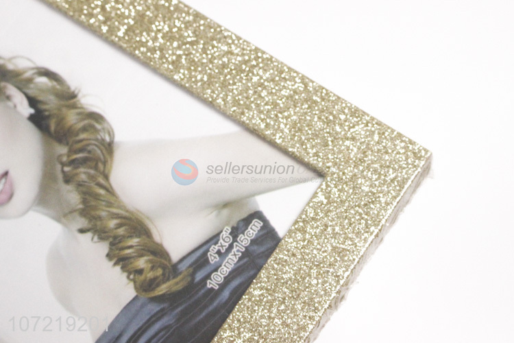 New Design Stand On Table Decoration Customized Plastic Photo Frame