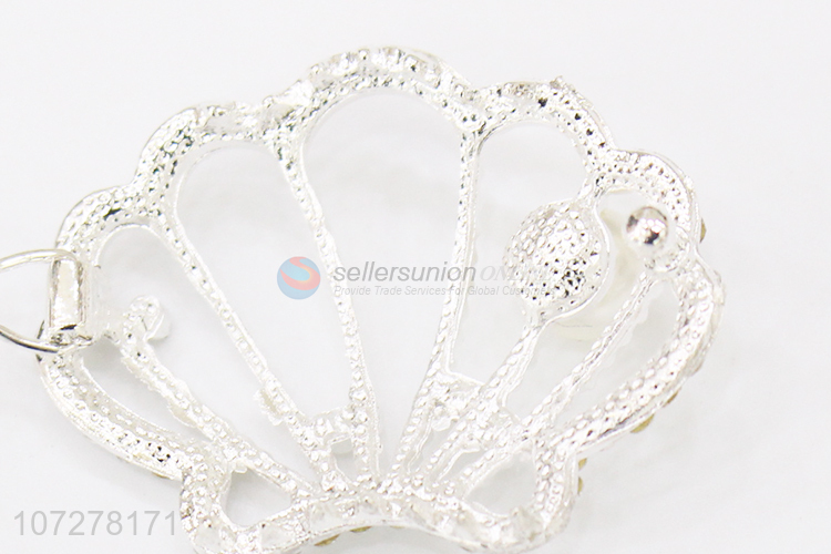 Wholesale Pearls Hair Pin Fashion Frog Buckle Clip