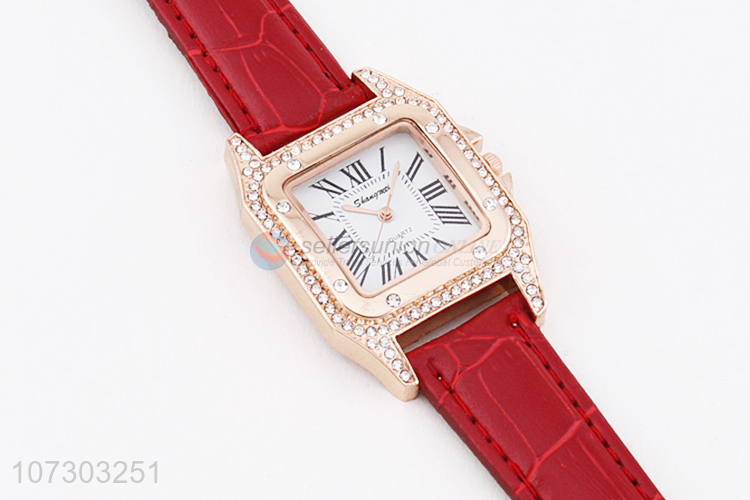 New Design Square Watch Dials Watch Fashion Ladies Watch
