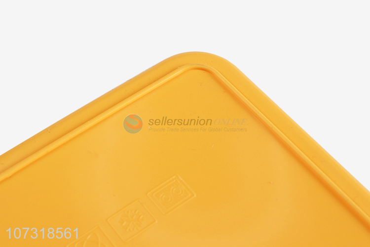 Latest design 4pcs classic polka dot printed lock&lock preservation box clear microwavable crisper