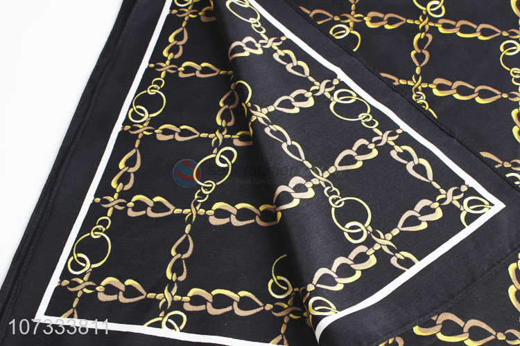 Hot sale comfortable elegant chain printed women square scarf