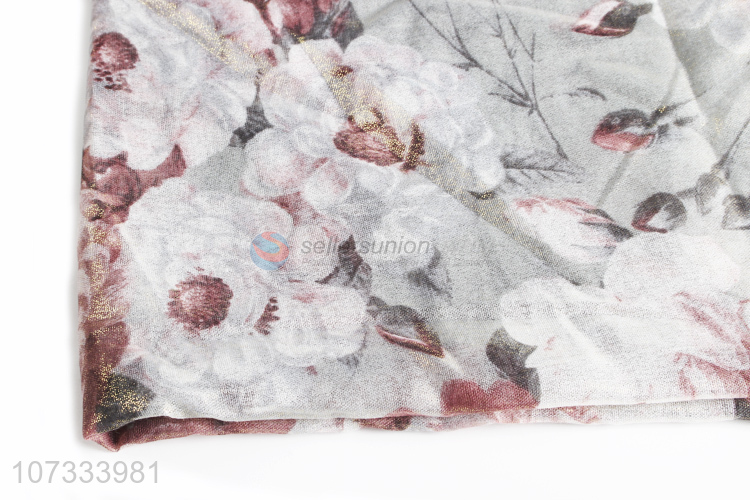 Wholesale chic flower printed women scarf fashion accessories
