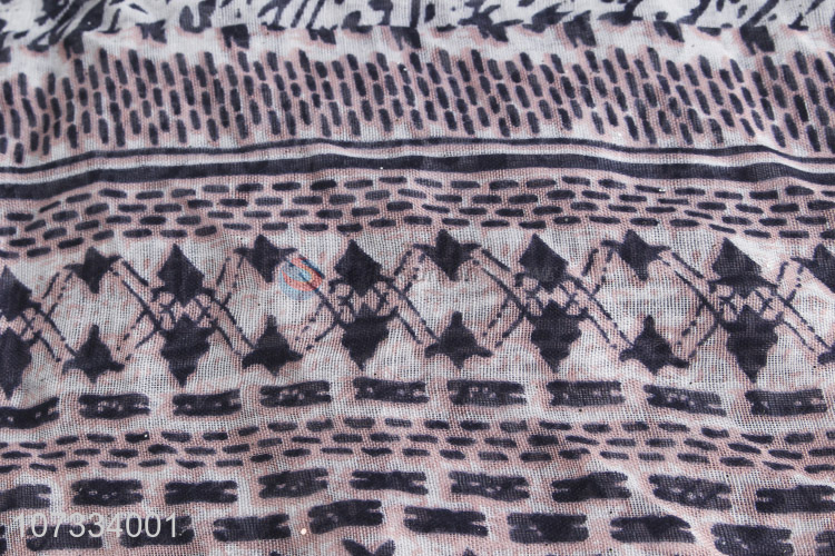New design geometric pattern ladies scarf fashion scarf